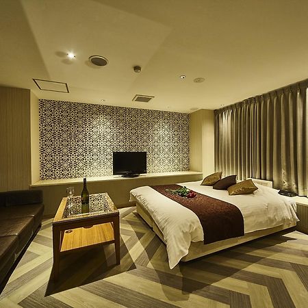 Hotel Swing Kobe (Adults Only) Екстериор снимка